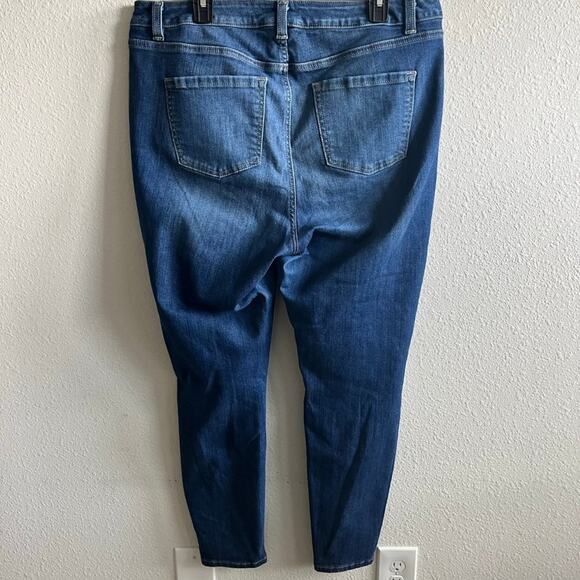 Lane Bryant High Rise Medium Wash Skinny Jeans Size 18 Style 1051722 - Picture 10 of 11